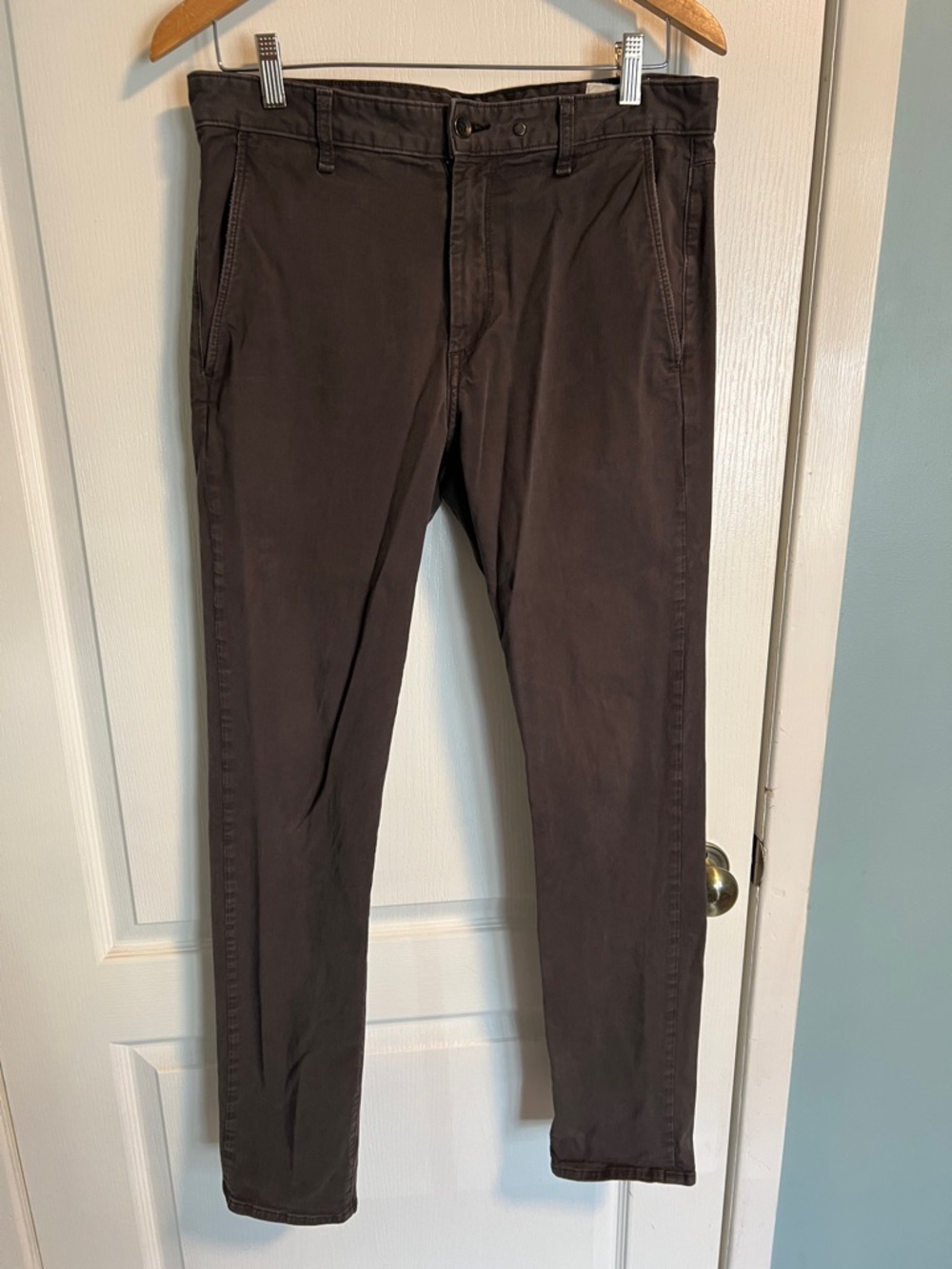 rag & bone men's pants in brown-gray